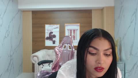 Snapshot of lissandra_s chatting on September 2025 10:33:01 PM lissandra_s online show from September 2025 10:33:01 PM