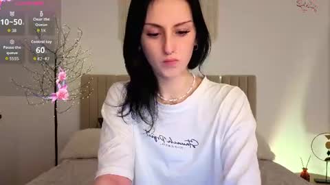Molly online show from June 2026 08:29:02 PM