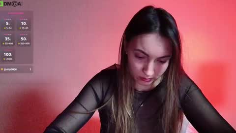 Tina online show from November 2025 07:02:01 PM