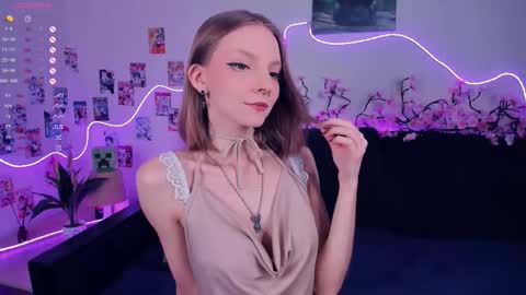 Bella online show from November 2025 07:41:02 AM