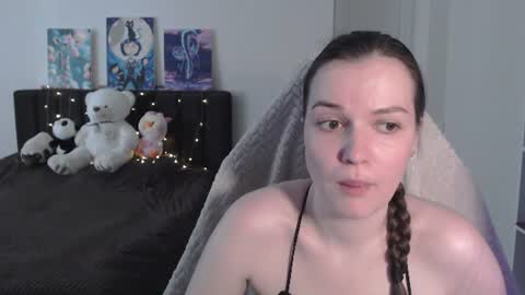 little__flowers online show from June 2026 08:33:02 AM