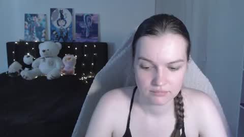 little__flowers online show from June 2026 09:35:02 AM