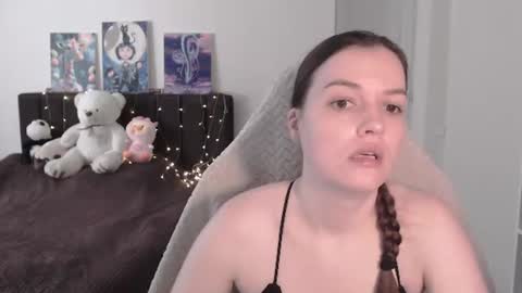little__flowers online show from July 2026 07:12:01 AM
