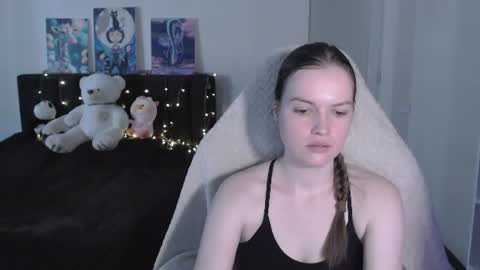 little__flowers online show from July 2026 10:39:01 AM