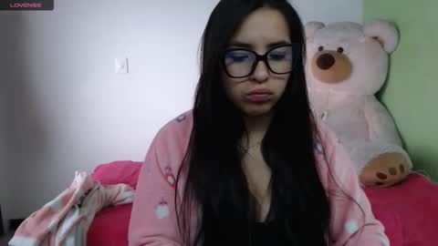 Samantha. online show from November 2025 11:43:02 AM