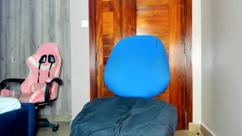 little_africa online show from March 2026 05:46:01 AM