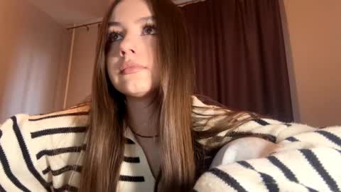 Snapshot of little_anioneta chatting on September 2025 02:00:02 AM Catherine online show from September 2025 02:00:02 AM