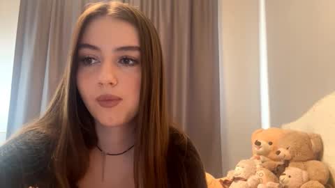 Snapshot of little_anioneta chatting on October 2025 03:07:02 AM Catherine online show from October 2025 03:07:02 AM