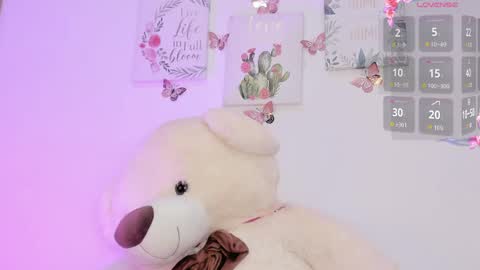 Snapshot of little_channel_ chatting on June 2026 11:26:02 AM online show from June 2026 11:26:02 AM