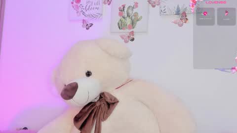 Snapshot of little_channel_ chatting on June 2026 11:29:02 AM online show from June 2026 11:29:02 AM