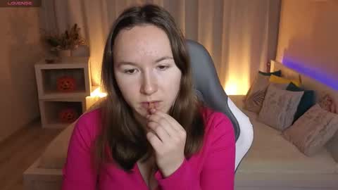 Snapshot of little_doll_meow chatting on November 2025 02:55:01 AM Alexandra online show from November 2025 02:55:01 AM