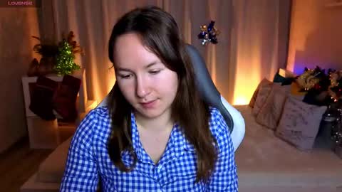 Snapshot of little_doll_meow chatting on December 2025 02:50:02 AM Alexandra online show from December 2025 02:50:02 AM