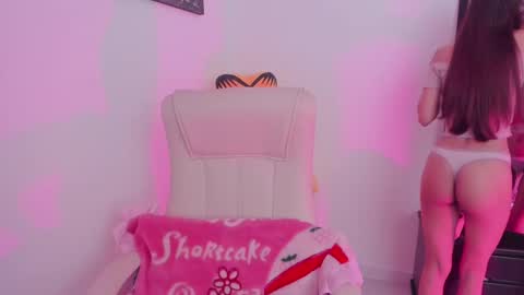 Help me reach 100 likes online show from February 2025 07:10:02 PM