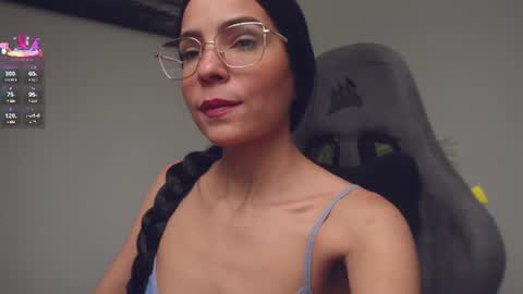 Help me reach 100 likes online show from July 2026 07:23:02 PM