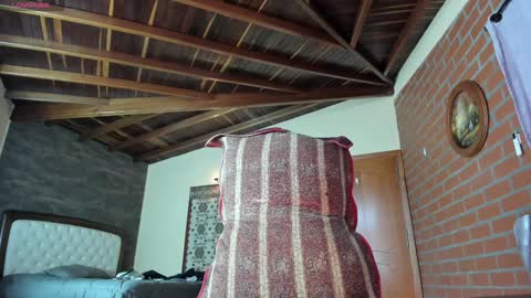 Snapshot of little_izzi chatting on December 2024 08:37:01 PM Izzi online show from December 2024 08:37:01 PM