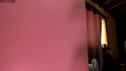 Snapshot of little_izzi chatting on February 2025 05:26:02 PM Izzi online show from February 2025 05:26:02 PM