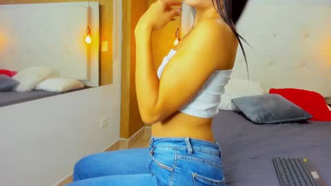   online show from January 2025 01:52:01 PM