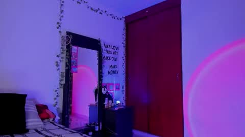 kayla  Instagram kayla 71082 online show from January 2026 11:40:02 PM