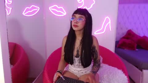 Paulette online show from July 2026 04:04:02 AM