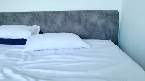 hey im anna online show from June 2026 12:22:01 PM