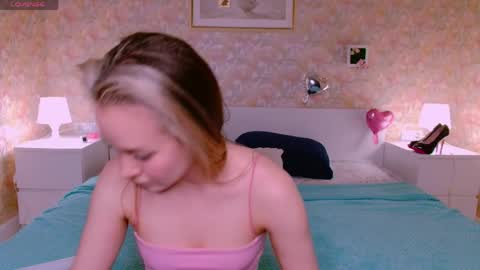 little_rockk online show from May 2026 08:43:02 AM