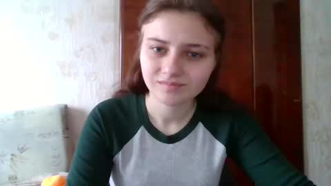 little_shygirl_ online show from January 2025 10:05:02 AM