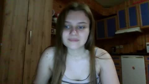 little_shygirl_ online show from October 2025 05:01:01 PM