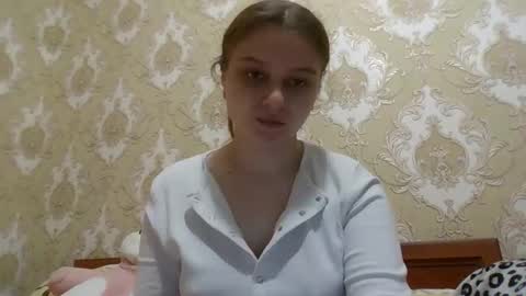 little_shygirl_ online show from January 2026 07:43:02 AM