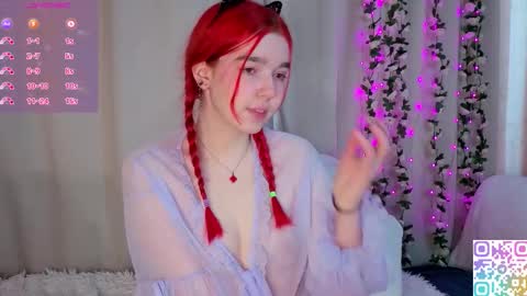 Snapshot of little_teya chatting on March 2026 10:20:01 AM little Teya online show from March 2026 10:20:01 AM