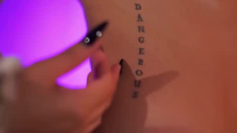 Im your little Velinda  online show from February 2026 06:50:02 PM