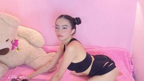 Ari online show from May 2026 07:10:02 PM