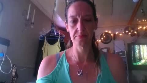 Snapshot of littlebigsquirt7945 chatting on October 2025 06:43:01 PM Sady Jayne online show from October 2025 06:43:01 PM