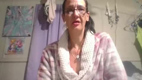 Snapshot of littlebigsquirt7945 chatting on October 2025 03:52:02 AM Sady Jayne online show from October 2025 03:52:02 AM