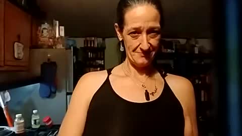 Snapshot of littlebigsquirt7945 chatting on November 2025 12:52:02 AM Sady Jayne online show from November 2025 12:52:02 AM