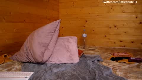 Snapshot of littledante91 chatting on January 2025 02:38:02 PM Maria and Viktor online show from January 2025 02:38:02 PM