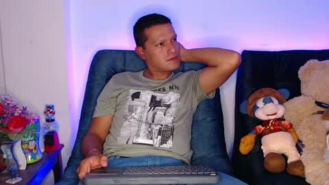 Manu online show from April 2026 03:04:02 AM