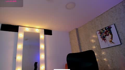 littlee_mia online show from June 2026 12:16:01 PM