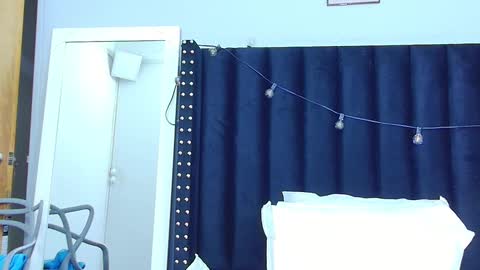 Tania  online show from March 2025 02:06:02 AM