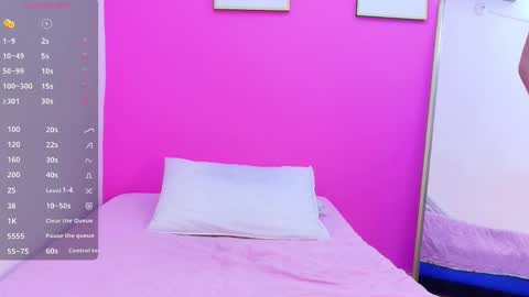 Tania  online show from September 2025 08:30:02 PM