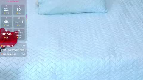 Tania  online show from October 2025 08:21:02 PM