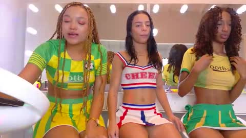 Snapshot of littlejennifer18 chatting on March 2026 08:59:01 PM Tip us ask our names online show from March 2026 08:59:01 PM