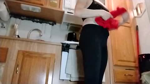 Snapshot of littleleo96 chatting on October 2025 05:06:01 AM littleleo96 online show from October 2025 05:06:01 AM