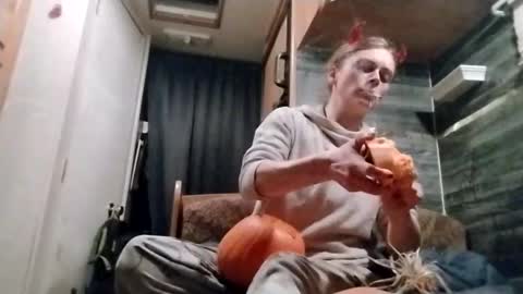 Snapshot of littleleo96 chatting on October 2025 06:04:02 AM littleleo96 online show from October 2025 06:04:02 AM