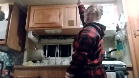 Snapshot of littleleo96 chatting on October 2025 09:11:04 AM littleleo96 online show from October 2025 09:11:04 AM