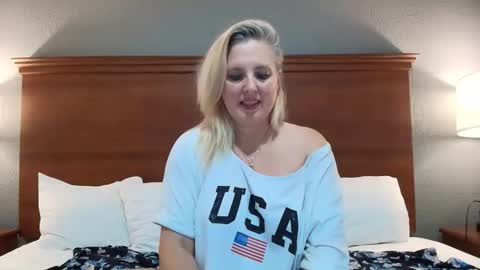 lisanixs online show from April 2026 02:27:02 AM