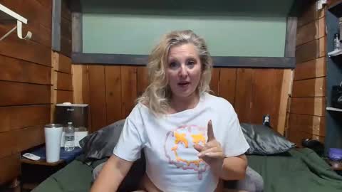 lisanixs online show from May 2026 12:38:01 AM