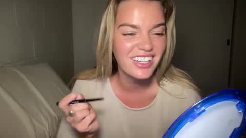 Snapshot of littlemaryjane19 chatting on March 2025 05:51:01 AM Marciabrady online show from March 2025 05:51:01 AM