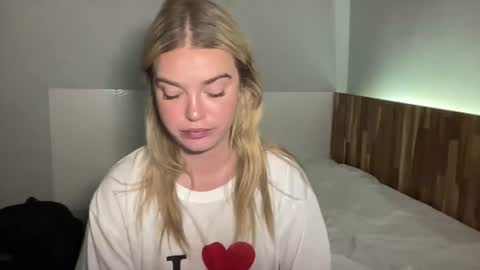 Marciabrady online show from June 2026 08:12:02 AM