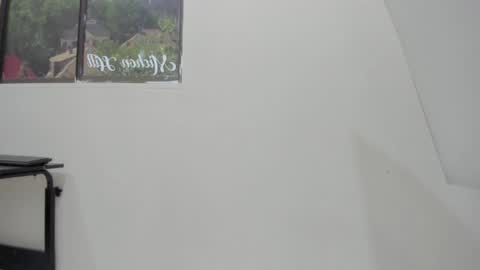 im olivia IG littleolivia01 online show from February 2025 12:48:02 PM