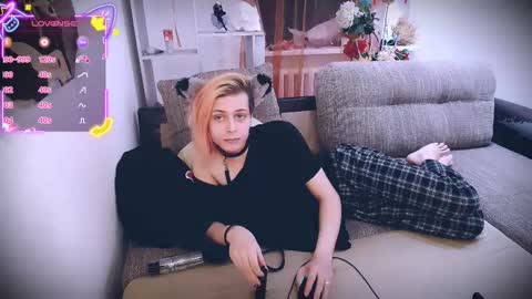 Felix online show from November 2025 05:19:02 AM